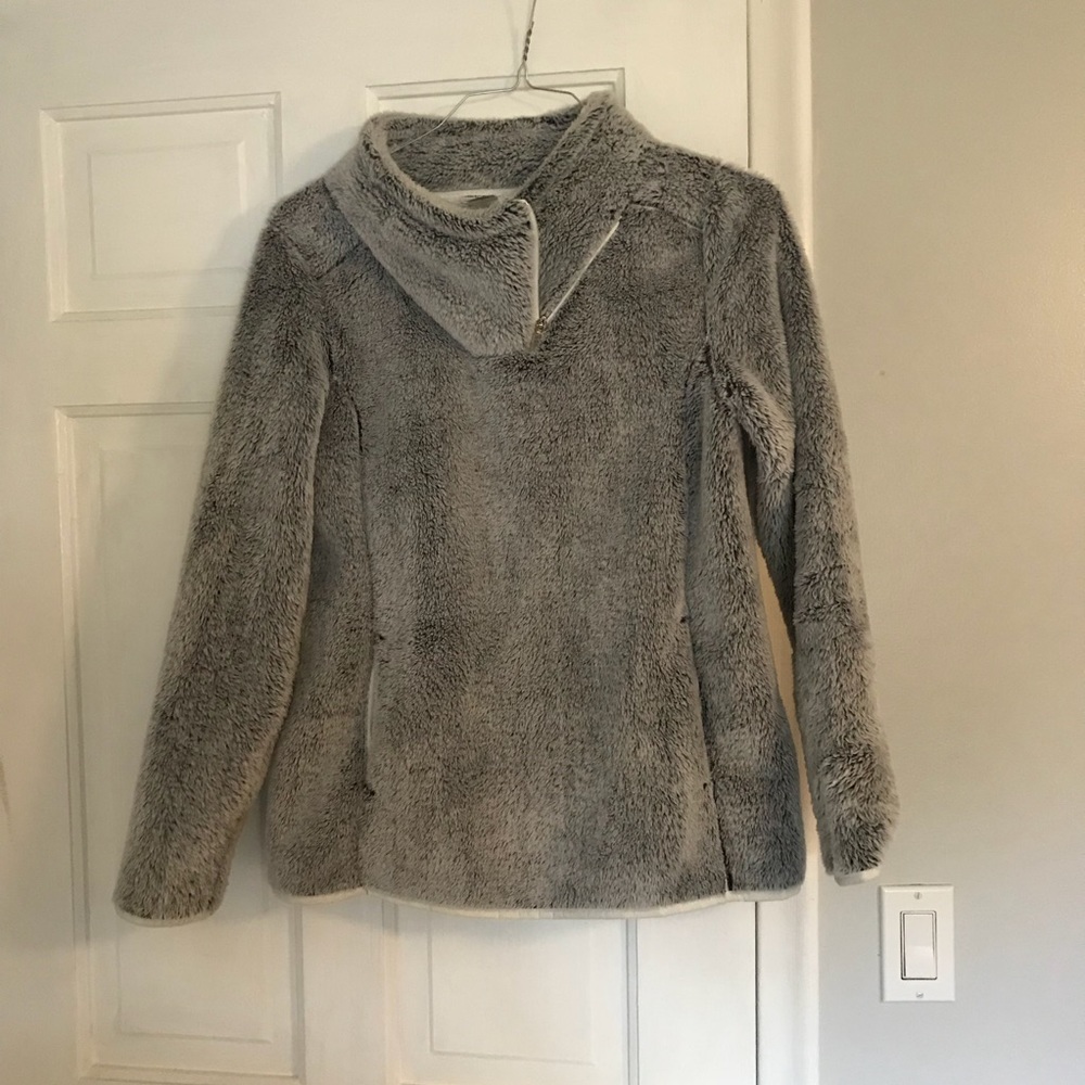 Cozy gray fleece